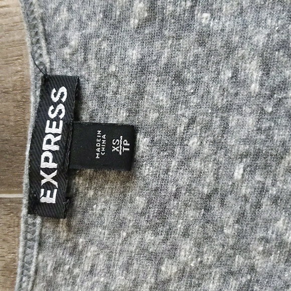 Express Tank Top - Picture 3 of 4
